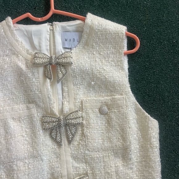 Mable Women’s Dress Medium Elegant Cream Stunning Bows Accent MISSING button - Picture 15 of 15